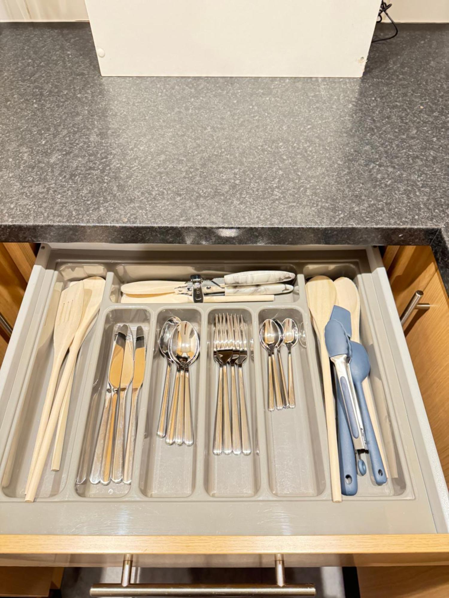 The Vogue Stay, 3 Bedrooms, 2 Bathrooms, Ideal For Jr & Oxford Hospitals, Free Carpark, Conveniently Located For Ring Road Access, 2 Miles From Oxford City Centre Easy Car & Bus Route Extérieur photo
